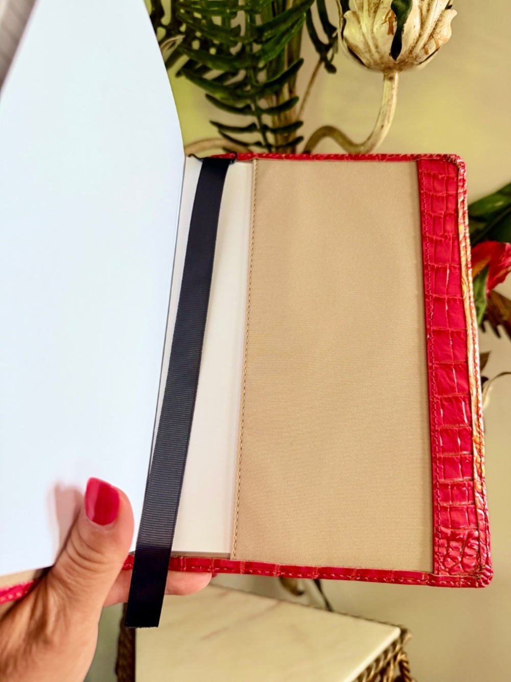 ๐๐คฉ NWT Brahmin Sample Infusion Leather Journal Notebook Agenda Front Eye ๐คฉ๐ - Picture 7 of 8